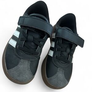 Kids Adidas VL Court 3.0 Sneaker